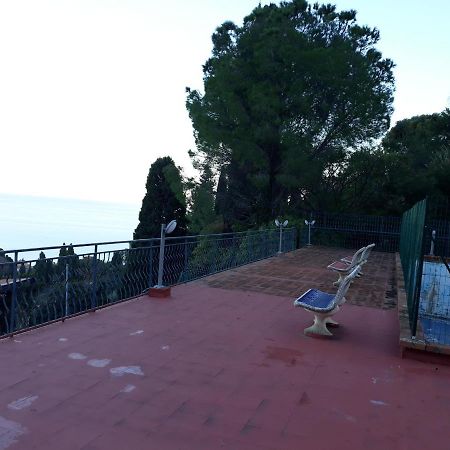 Apartamento F&L A Taormina Exterior foto
