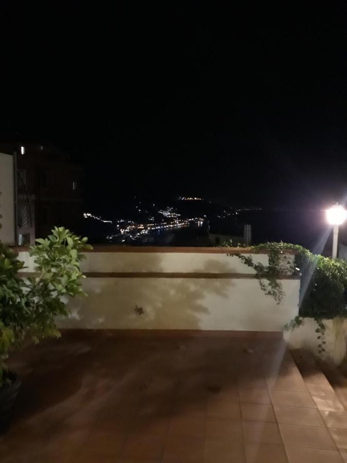 Apartamento F&L A Taormina Exterior foto